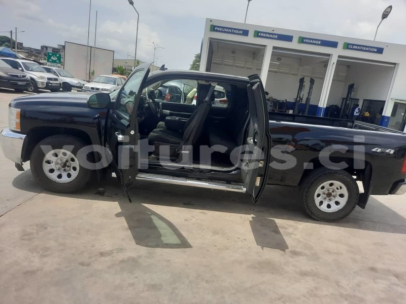 Big with watermark chevrolet silverado abidjan abidjan 44085