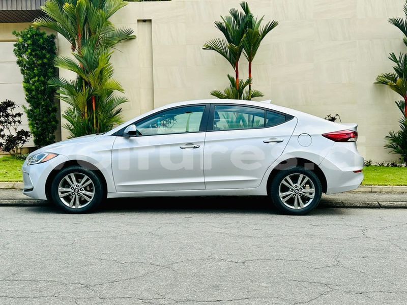 Big with watermark hyundai elantra abidjan abidjan 44134