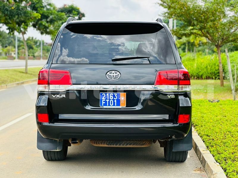 Big with watermark toyota land cruiser abidjan abidjan 44135