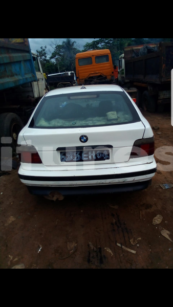 Big with watermark bmw 321 abidjan abidjan 44274