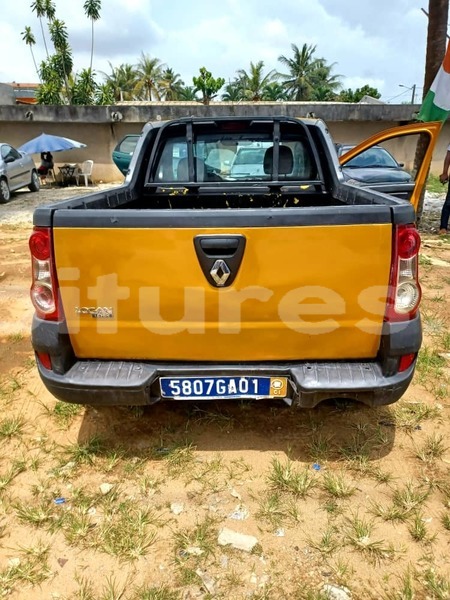 Big with watermark renault logan abidjan abidjan 44430