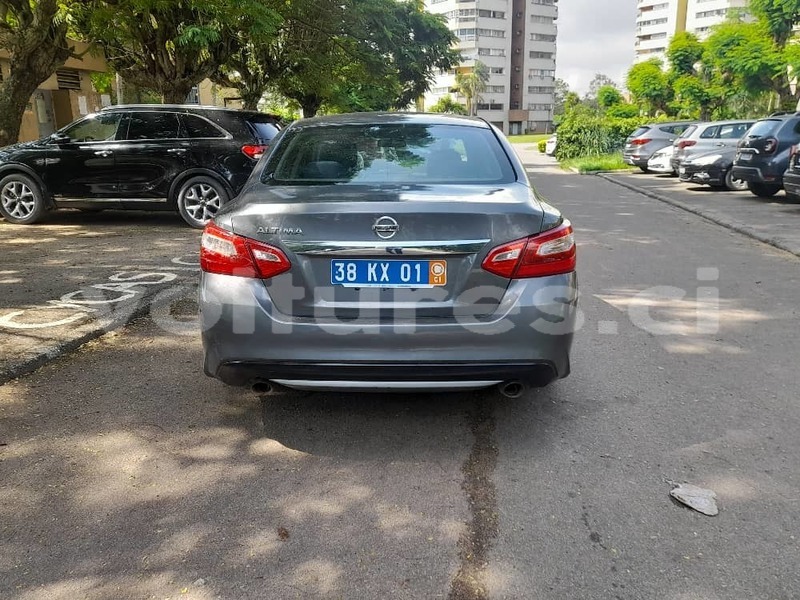 Big with watermark nissan altima abidjan abidjan 44739