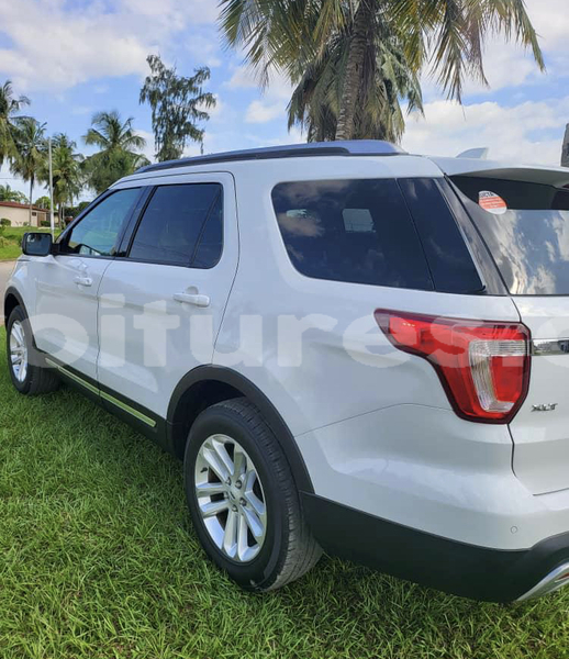 Big with watermark ford explorer abidjan abidjan 44792