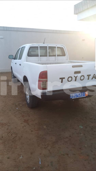 Big with watermark toyota hilux abidjan abidjan 44912