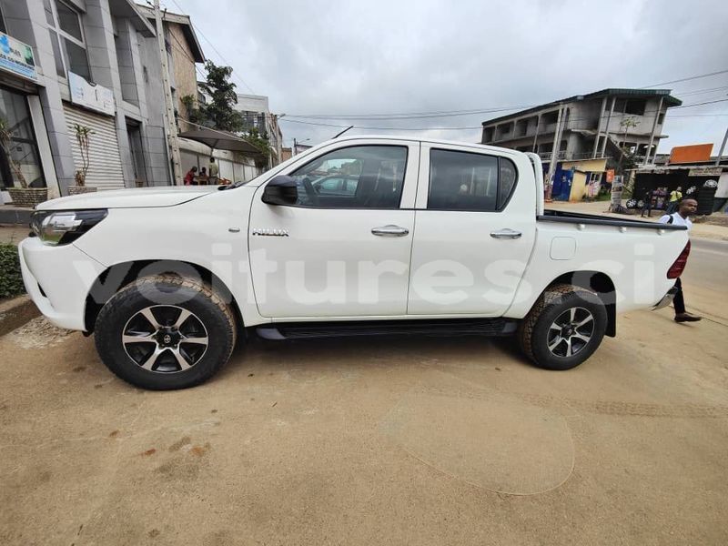 Big with watermark toyota hilux abidjan abidjan 45126