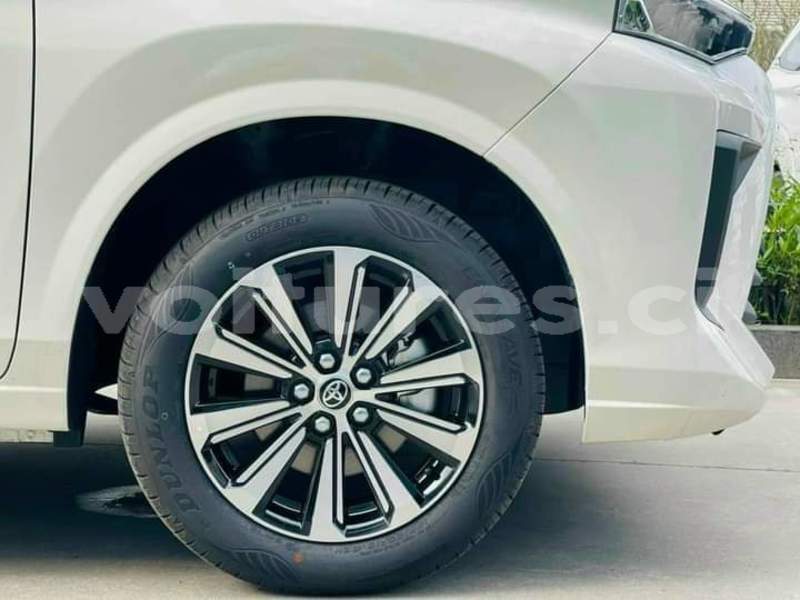 Big with watermark toyota avanza ivory coast aboisso 45529