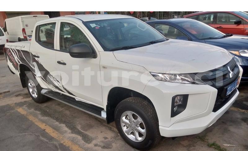 Big with watermark mitsubishi l200 abidjan abidjan 45712