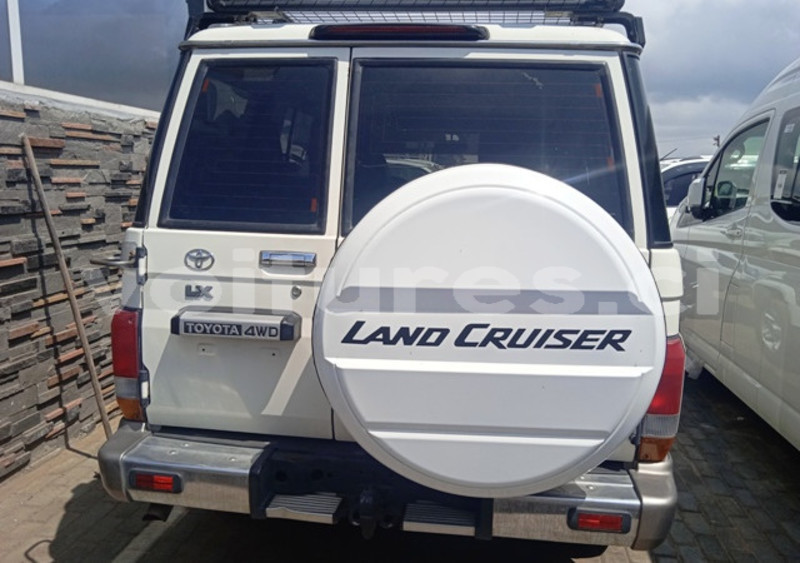 Big with watermark toyota land cruiser ivory coast aboisso 46468