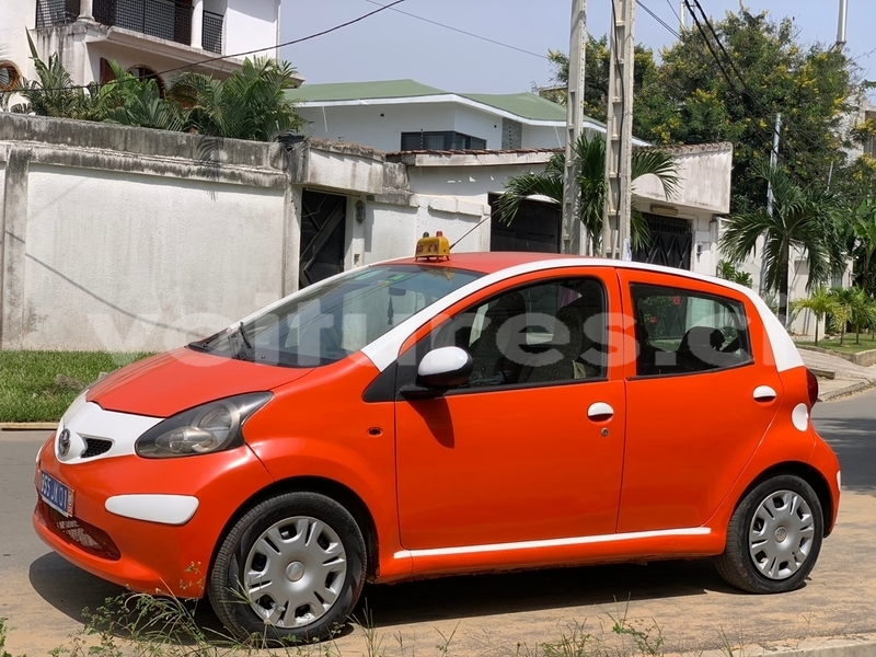 Big with watermark toyota aygo abidjan abidjan 46960