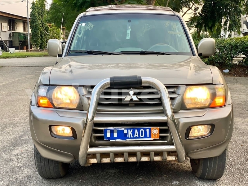 Big with watermark mitsubishi pajero sport abidjan abidjan 48066