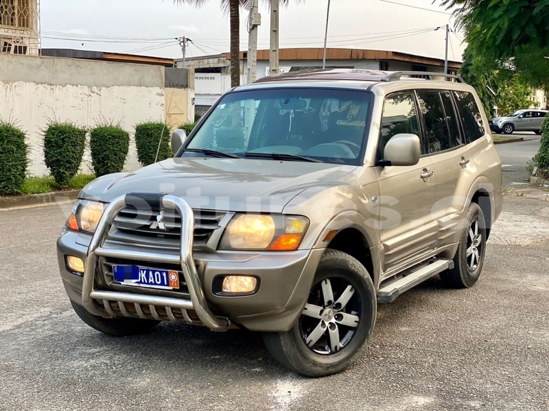 Big with watermark mitsubishi pajero sport abidjan abidjan 48066