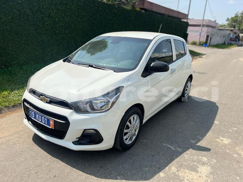 Big with watermark chevrolet spark abidjan abidjan 48169