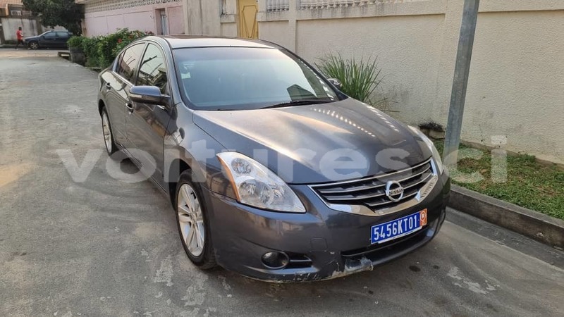 Big with watermark nissan altima abidjan abidjan 48213