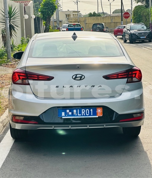 Big with watermark hyundai elantra abidjan abidjan 48270