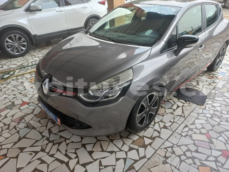 Big with watermark renault clio rs abidjan abidjan 48516