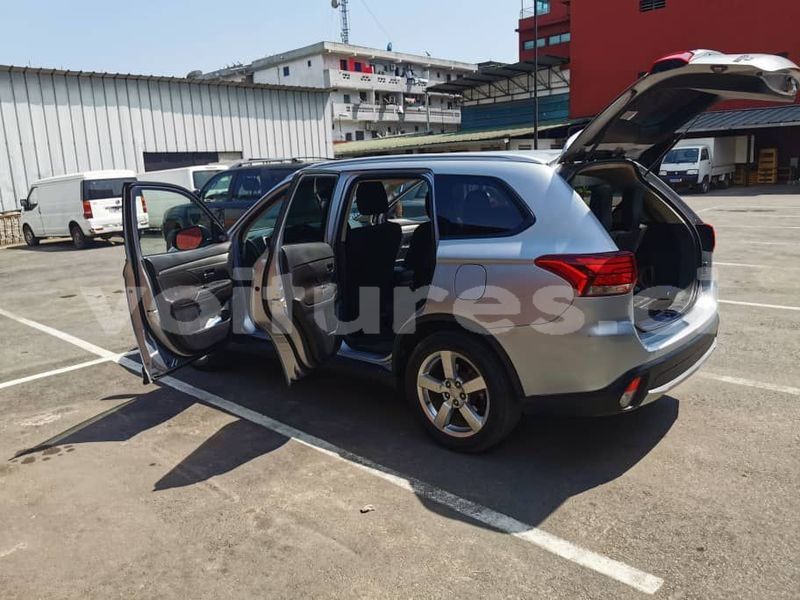 Big with watermark mitsubishi outlander abidjan abidjan 48918