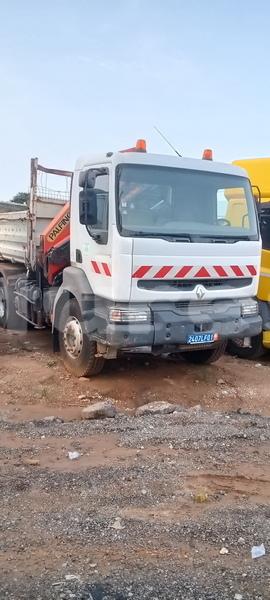 Big with watermark renault 30 ivory coast agboville 49310