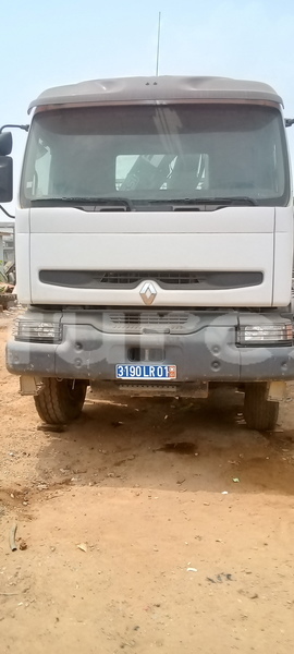 Big with watermark renault 30 ivory coast biankouma 49312