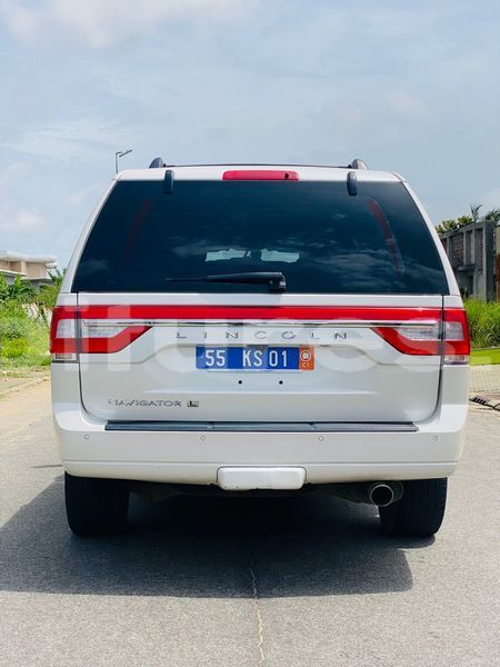 Big with watermark lincoln navigator abidjan abidjan 49587