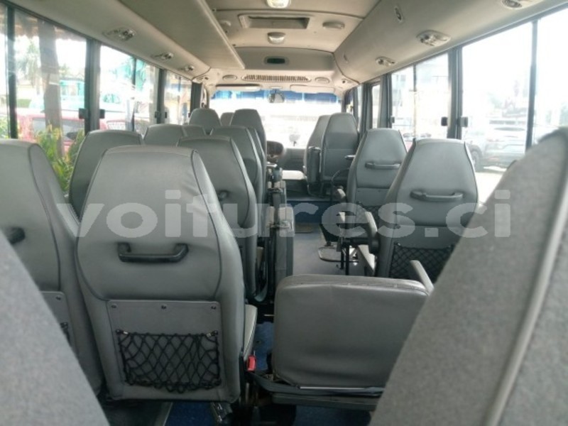 Big with watermark hyundai grand starex urban abidjan abidjan 49650