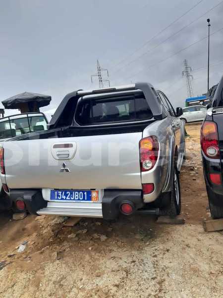 Big with watermark mitsubishi l200 abidjan abidjan 50100