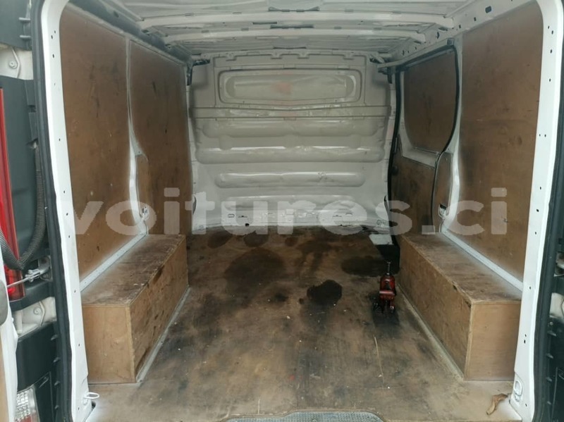 Big with watermark renault trafic abidjan abidjan 50129