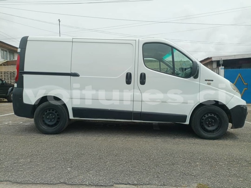 Big with watermark renault trafic abidjan abidjan 50129