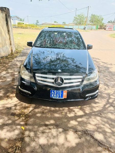 Big with watermark mercedes viano abidjan abidjan 51294