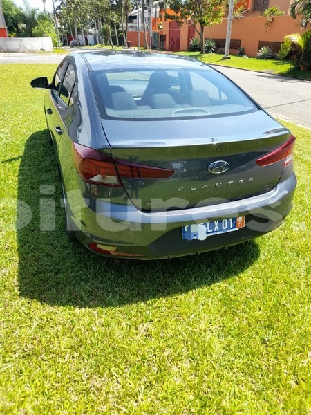 Big with watermark hyundai elantra abidjan abidjan 52193