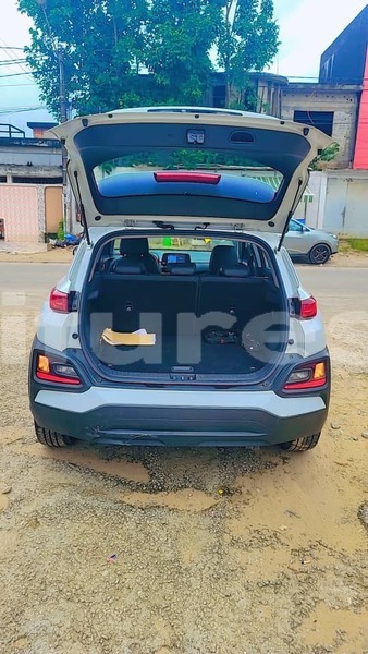 Big with watermark hyundai kona abidjan abidjan 52960