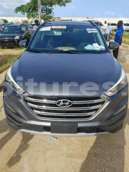 Big with watermark hyundai tucson ivory coast aboisso 53842