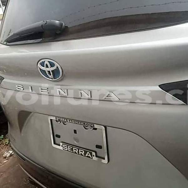 Big with watermark toyota sienna ivory coast aboisso 54107