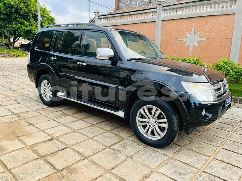 Big with watermark mitsubishi pajero abidjan abidjan 54353