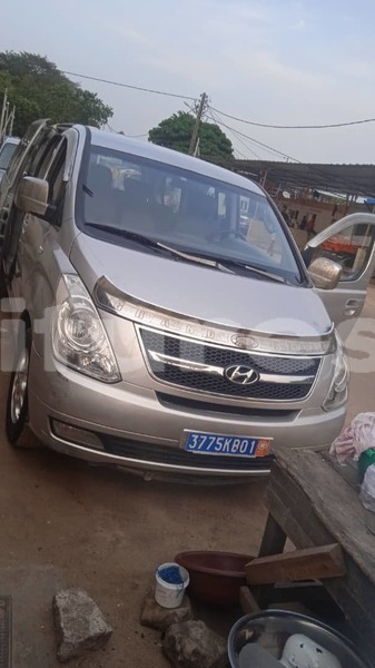 Big with watermark hyundai h1 abidjan abidjan 54795