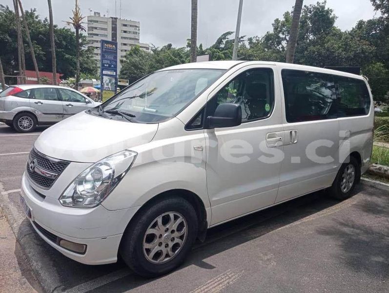 Big with watermark hyundai h1 abidjan abidjan 55725