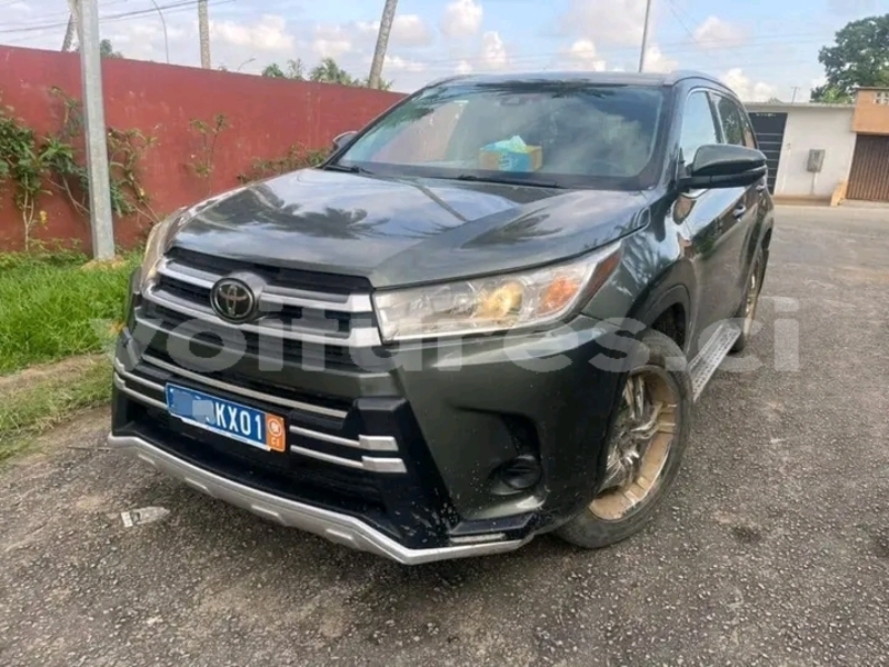 Big with watermark toyota highlander abidjan abidjan 56225