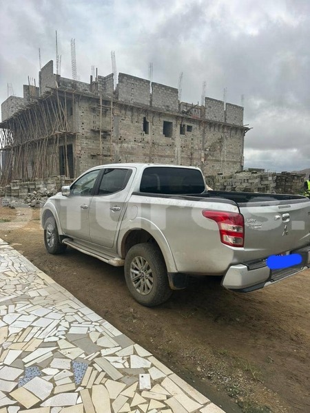 Big with watermark mitsubishi l200 abidjan abidjan 56342