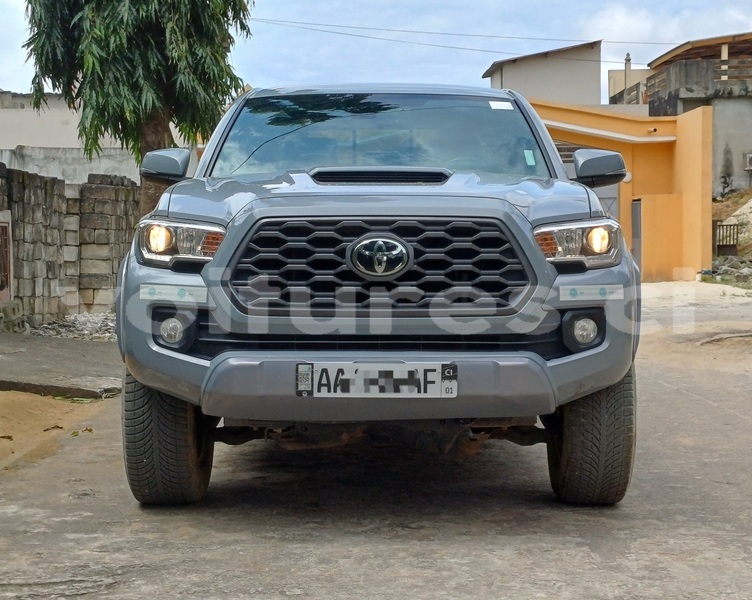 Big with watermark toyota tacoma abidjan abidjan 56813