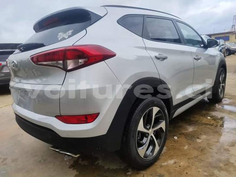 Big with watermark hyundai tucson bas sassandra san pedro 58280