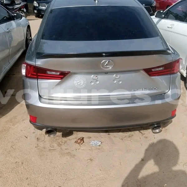 Big with watermark lexus is 300 ivory coast grand lahou 58752