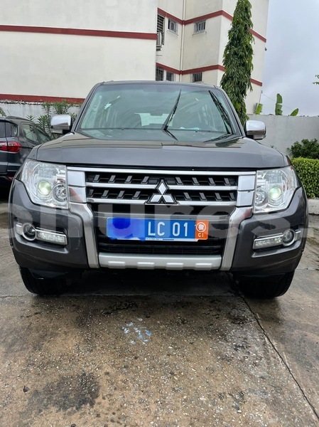 Big with watermark mitsubishi pajero abidjan abidjan 59124