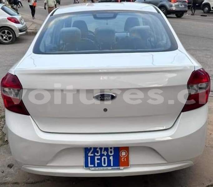 Big with watermark ford fiesta abidjan abidjan 59127