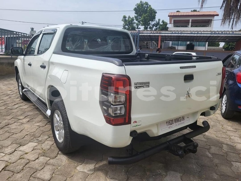 Big with watermark mitsubishi l200 abidjan abidjan 59721