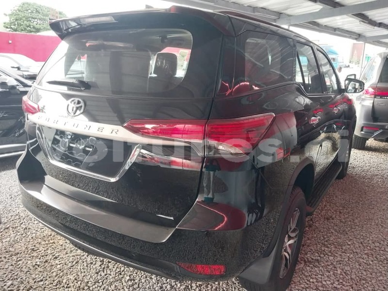 Big with watermark toyota fortuner abidjan abidjan 61153