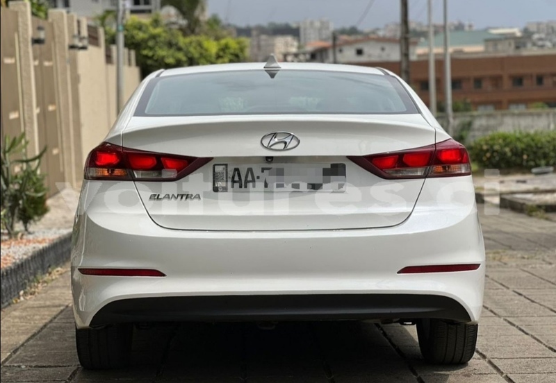 Big with watermark hyundai elantra abidjan abidjan 61744