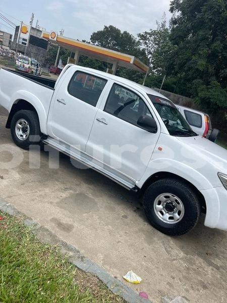 Big with watermark toyota hilux abidjan abidjan 62255