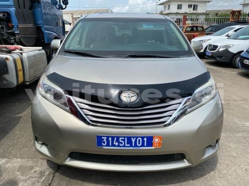 Big with watermark toyota sienna abidjan abidjan 62586