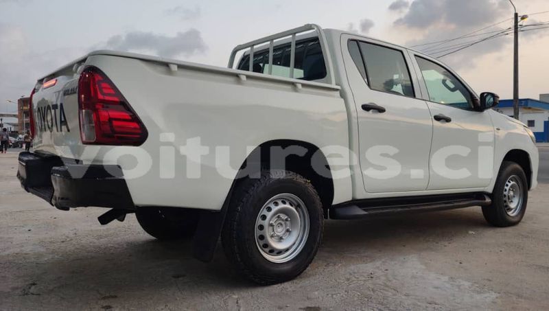 Big with watermark toyota hilux abidjan abidjan 63109