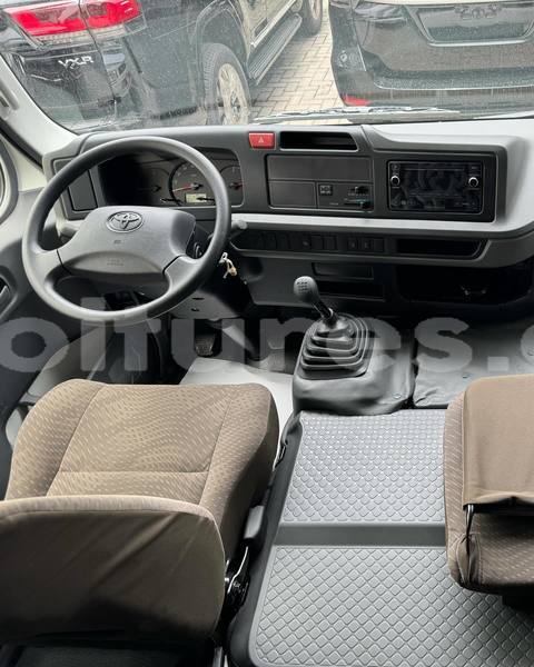 Big with watermark toyota coaster ivory coast aboisso 64006