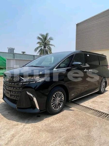 Big with watermark toyota alphard ivory coast aboisso 64016